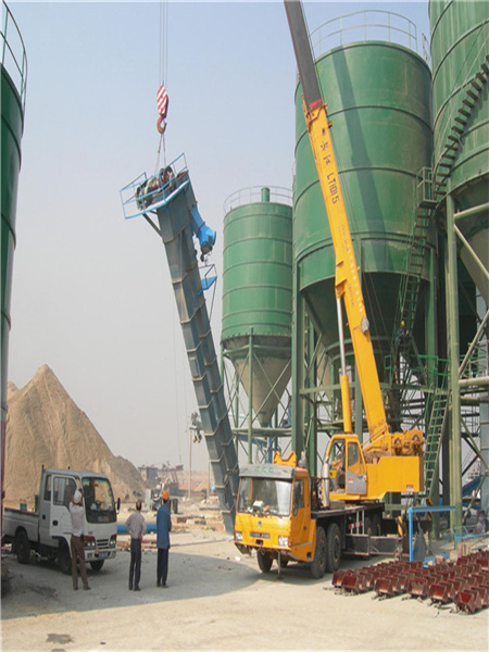 現場測量場地提升機定制安裝，宏源機械全程設